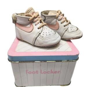 Vtg 1986 Nike Sweet Dreams Soft Blue Swoosh Baby Shoes Socks Size 1 Tin Box#49